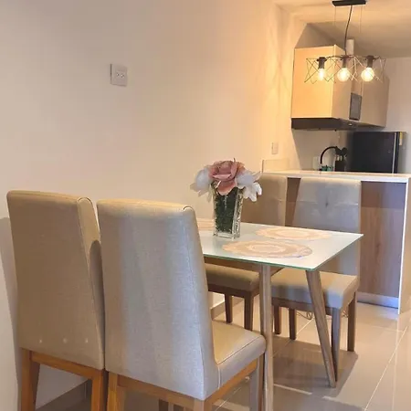 1br Loft | Old Town View + 2 Baths Apartamento *