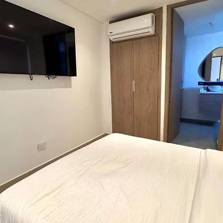 Apartamento 1br Loft | Old Town View + 2 Baths *