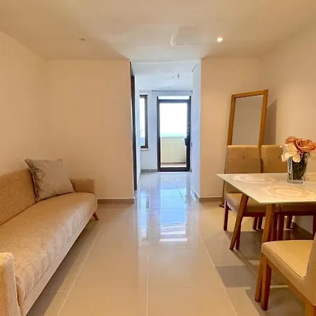 Apartamento 1br Loft | Old Town View + 2 Baths *